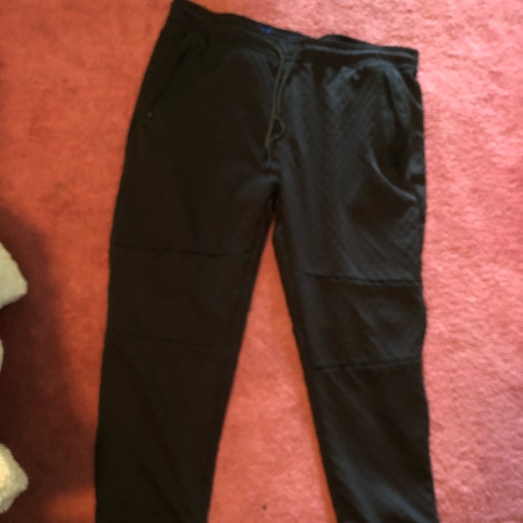 Men’s joggers - Picture 2 of 4